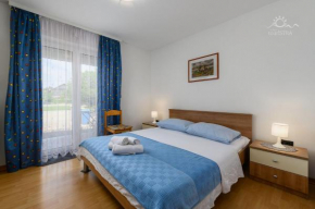 Apartments near the beach Veronika